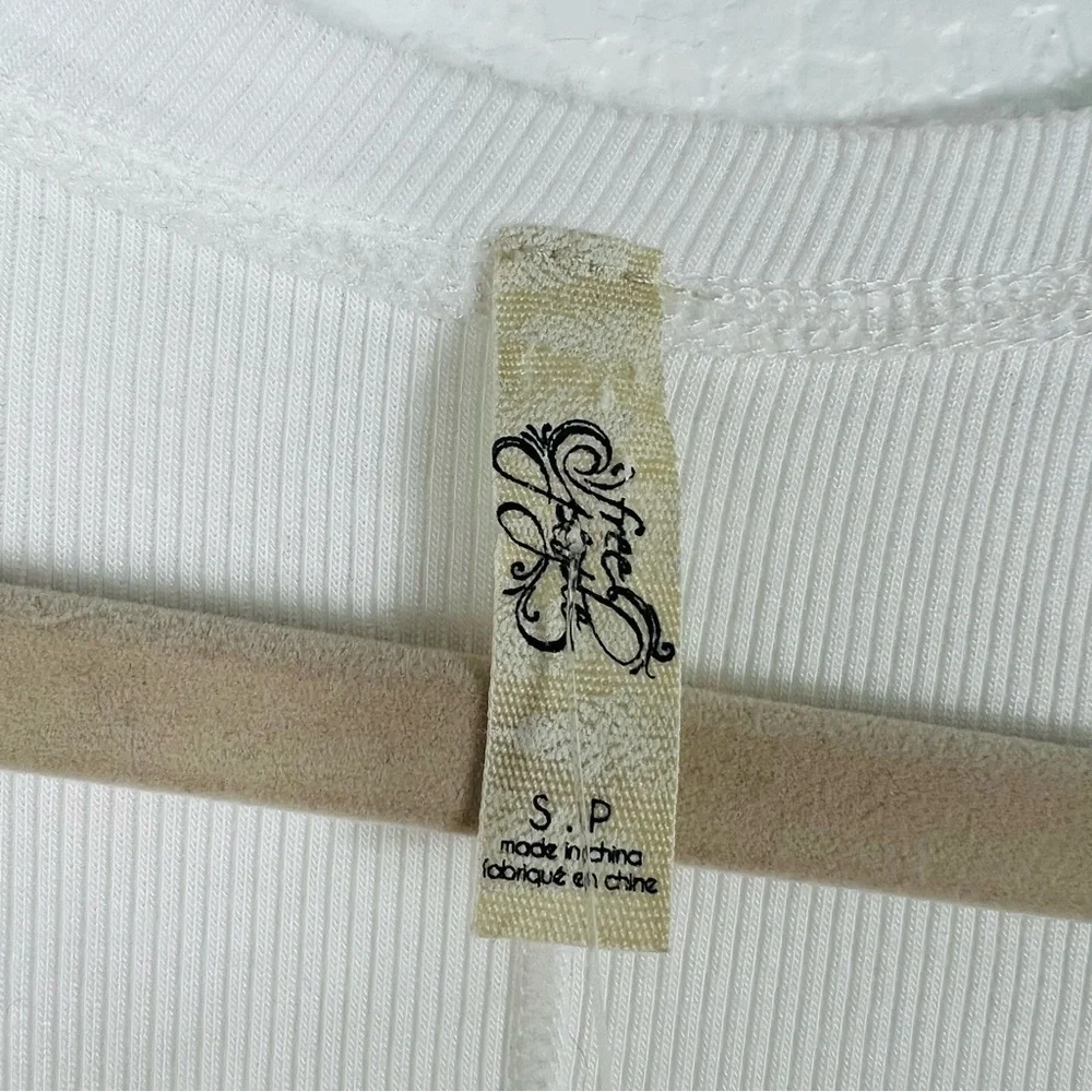 Free people long sleeve top in white color size S